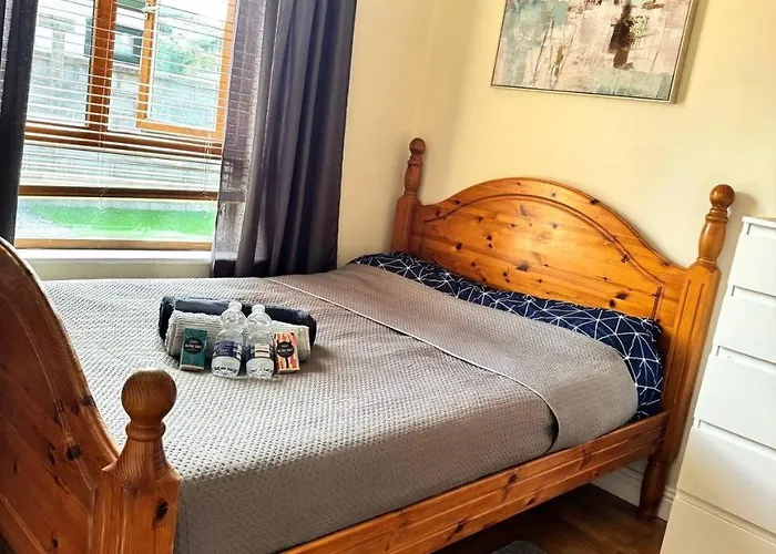 منزل للإقامة Lovely Bedroom In